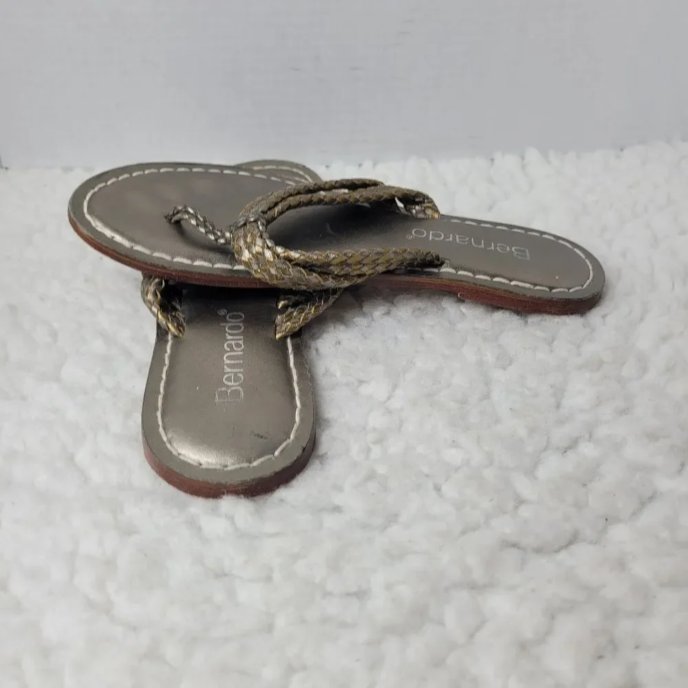 Bernardo Miami Womens Beach Sandal Size Metallic Leather Thong Braided Straps